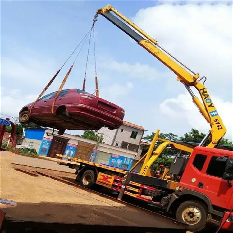 武胜吊车救援小汽车怎么吊