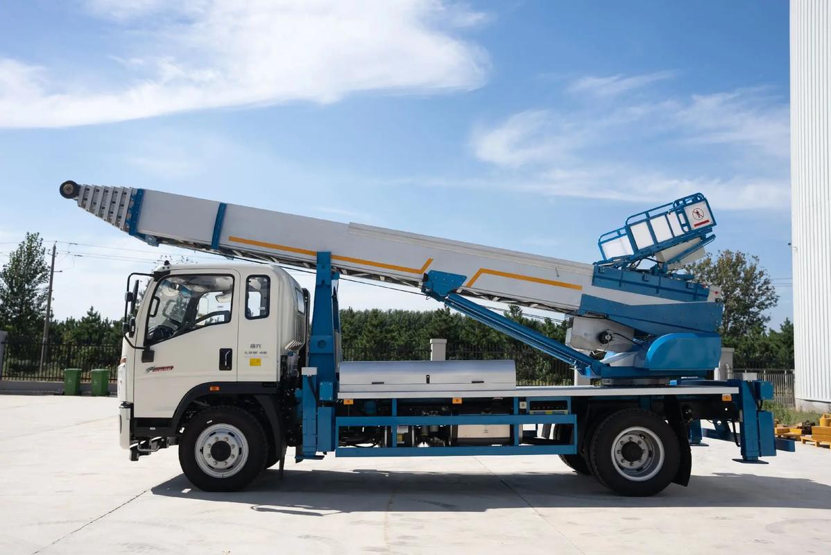 武胜云梯上料车租赁费用