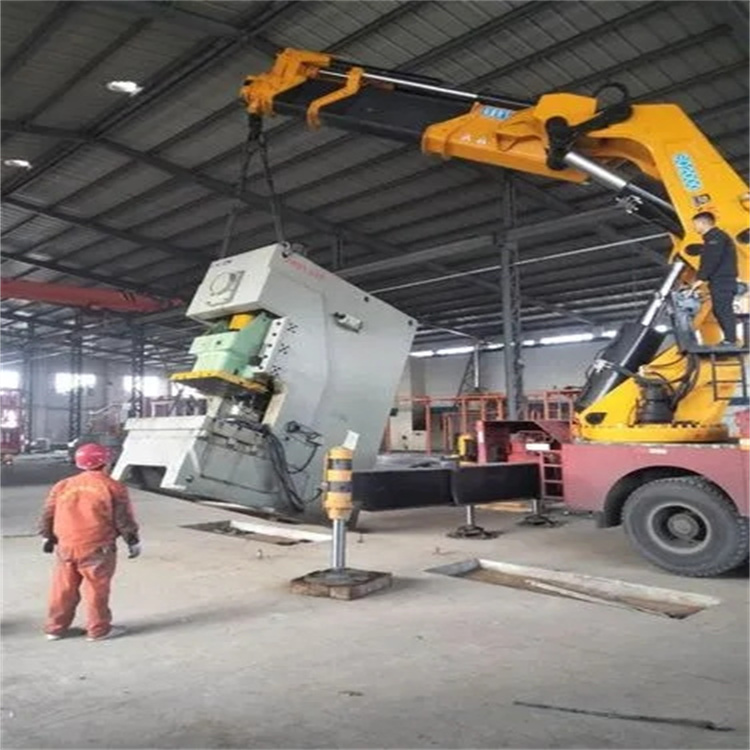 武胜80吨折臂吊车出租附近电话